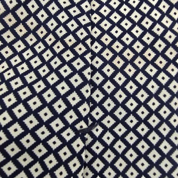Mens Necktie 100% Polyester UTY Made USA Fabric Geometric Pattern 60 X 4 Inch - Picture 5 of 6